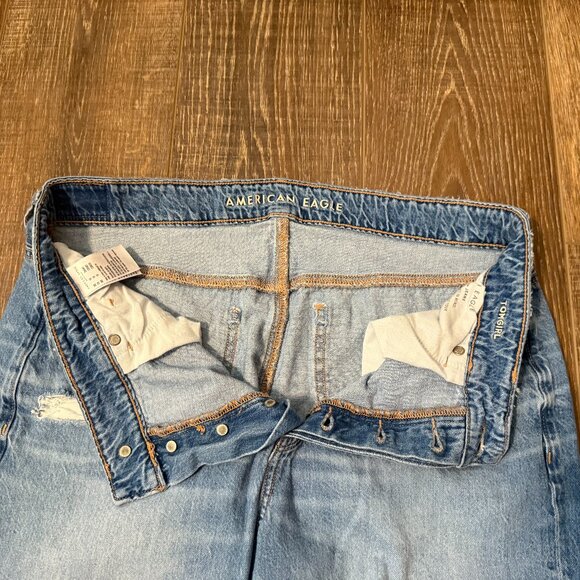 American Eagle Ripped Tomgirl Jeans – Size 10S - Picture 13 of 16